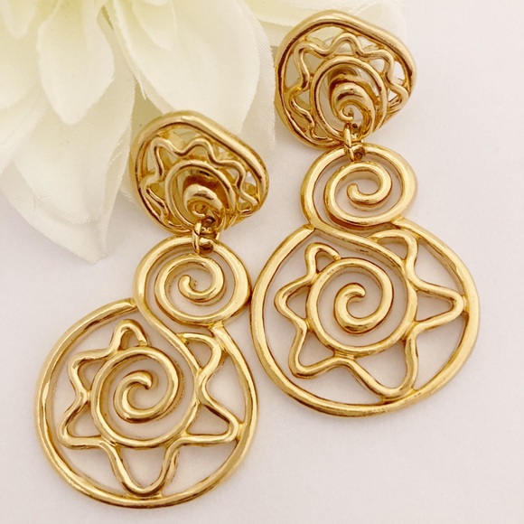 Avon Jewelry - Vintage Avon Gold Design Dimensions Pierced Gold Earrings